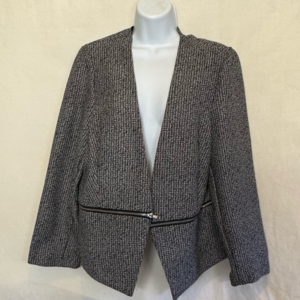 C-28 T. Milano PLUS SIZE 1X Black & White Zipper Detail‎ Blazer Suit Jacket
